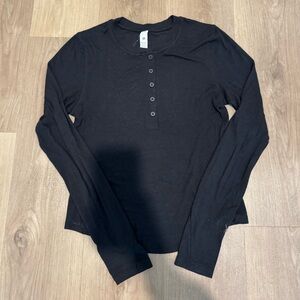 Lululemon Black Long Sleeve Button-Up Top